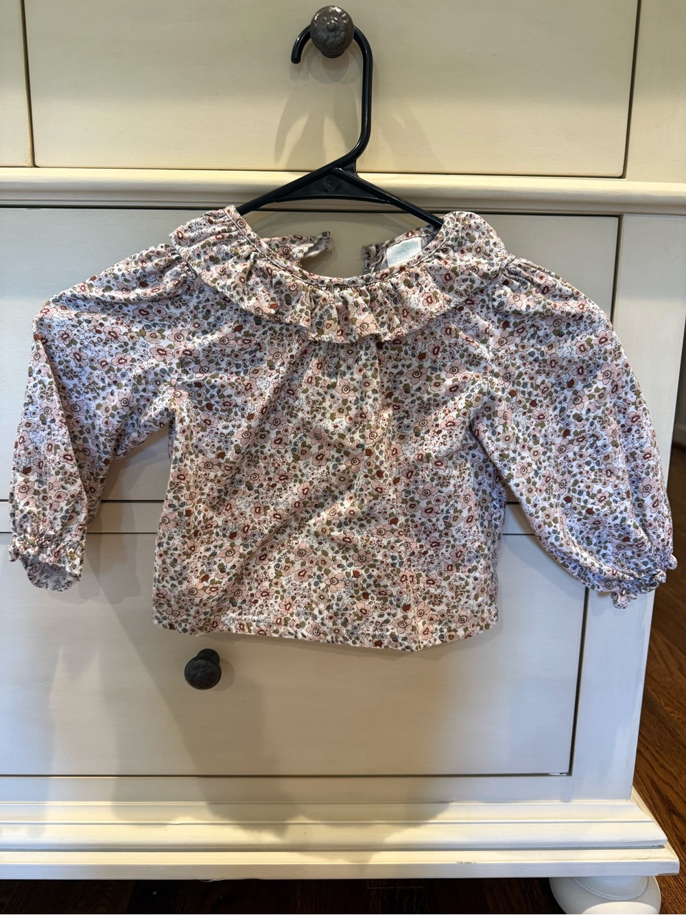 Edgehill Collection Pink Floral Ruffle Collar Blouse